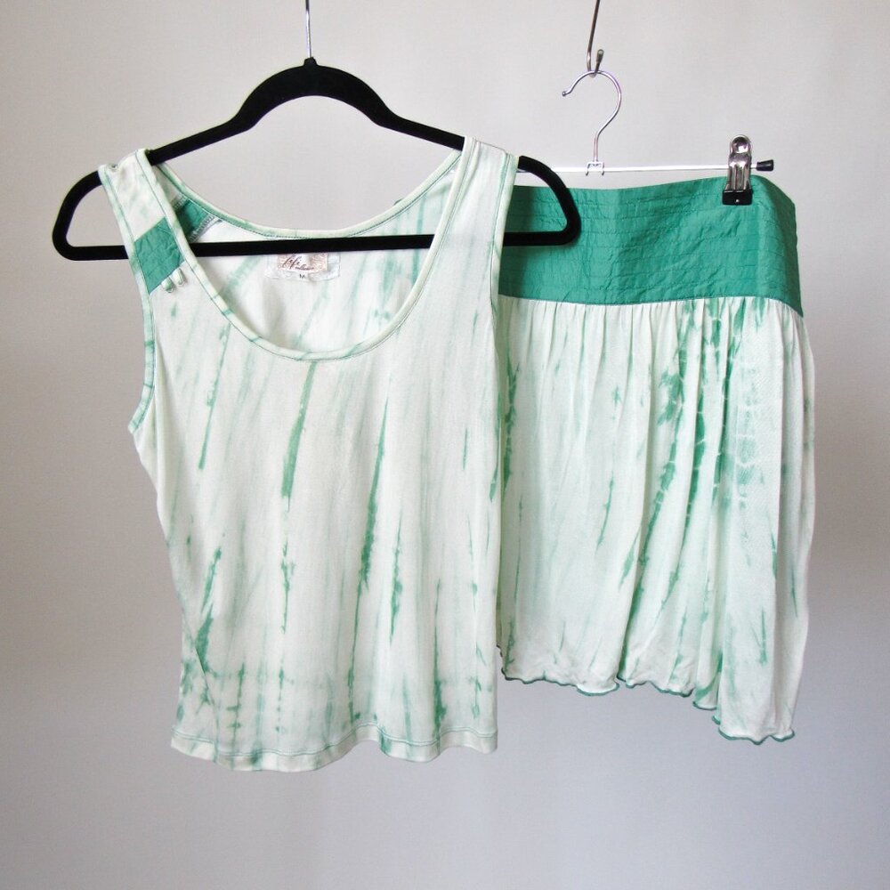 FIFI COLLECTION Two-Piece Silk Mini Skirt Matching Set in Green Tie Dye-Size M